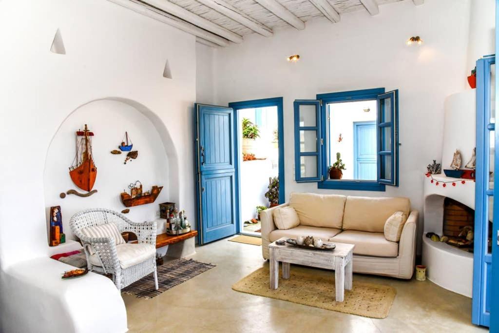 Villa Niloya Kythnos Loutra  Exterior photo